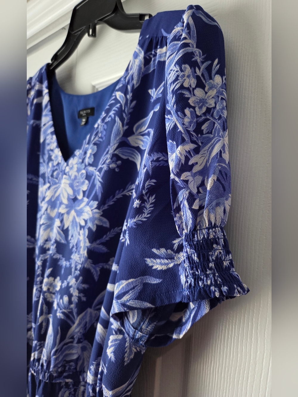 Talbots Etched Toile Belted Smocked Fit&Flare Blue Floral Dress Size 14P - Picture 6 of 12